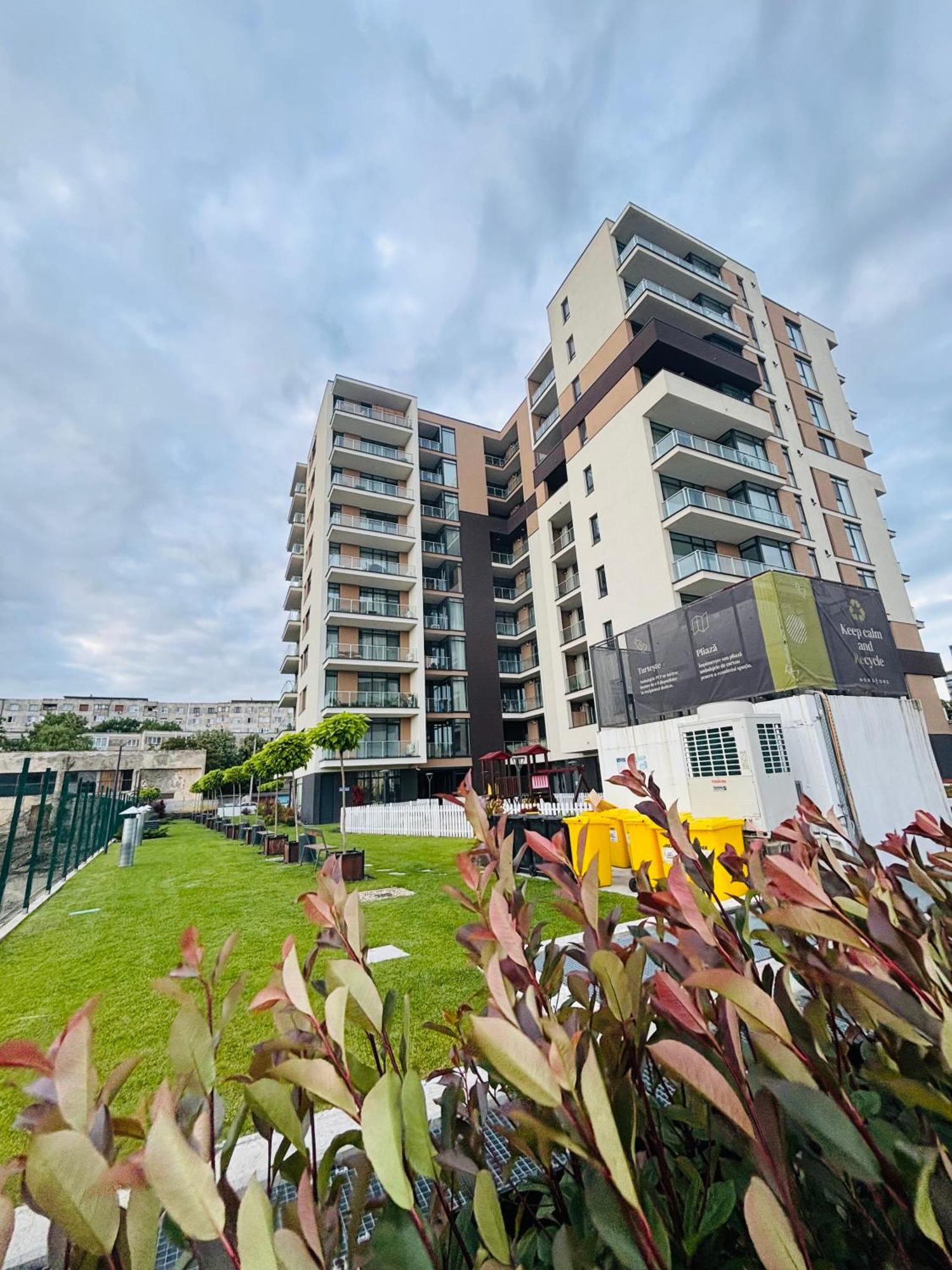One Apartments Nordone Iulius Town 蒂米什瓦拉 外观 照片